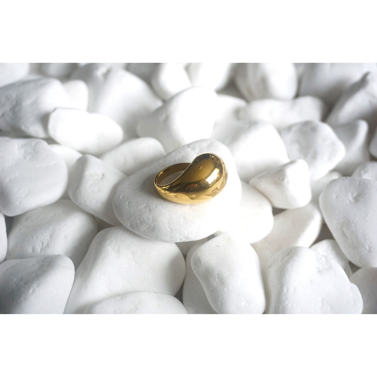 Chunky I Ring Gold