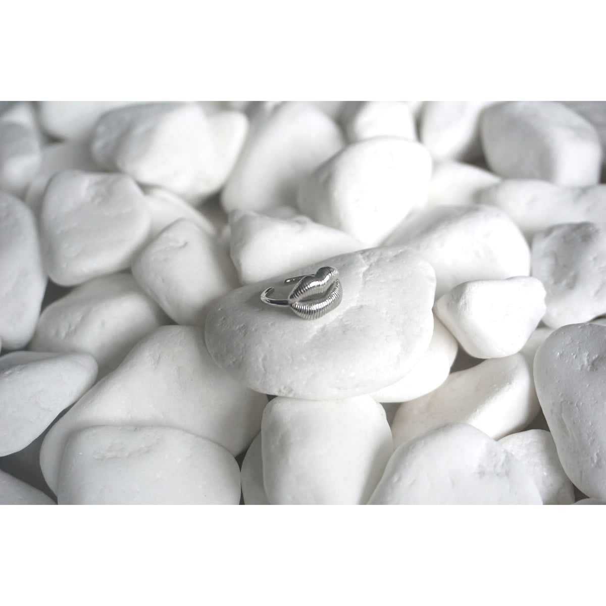 Silver Kiss Ring Silver