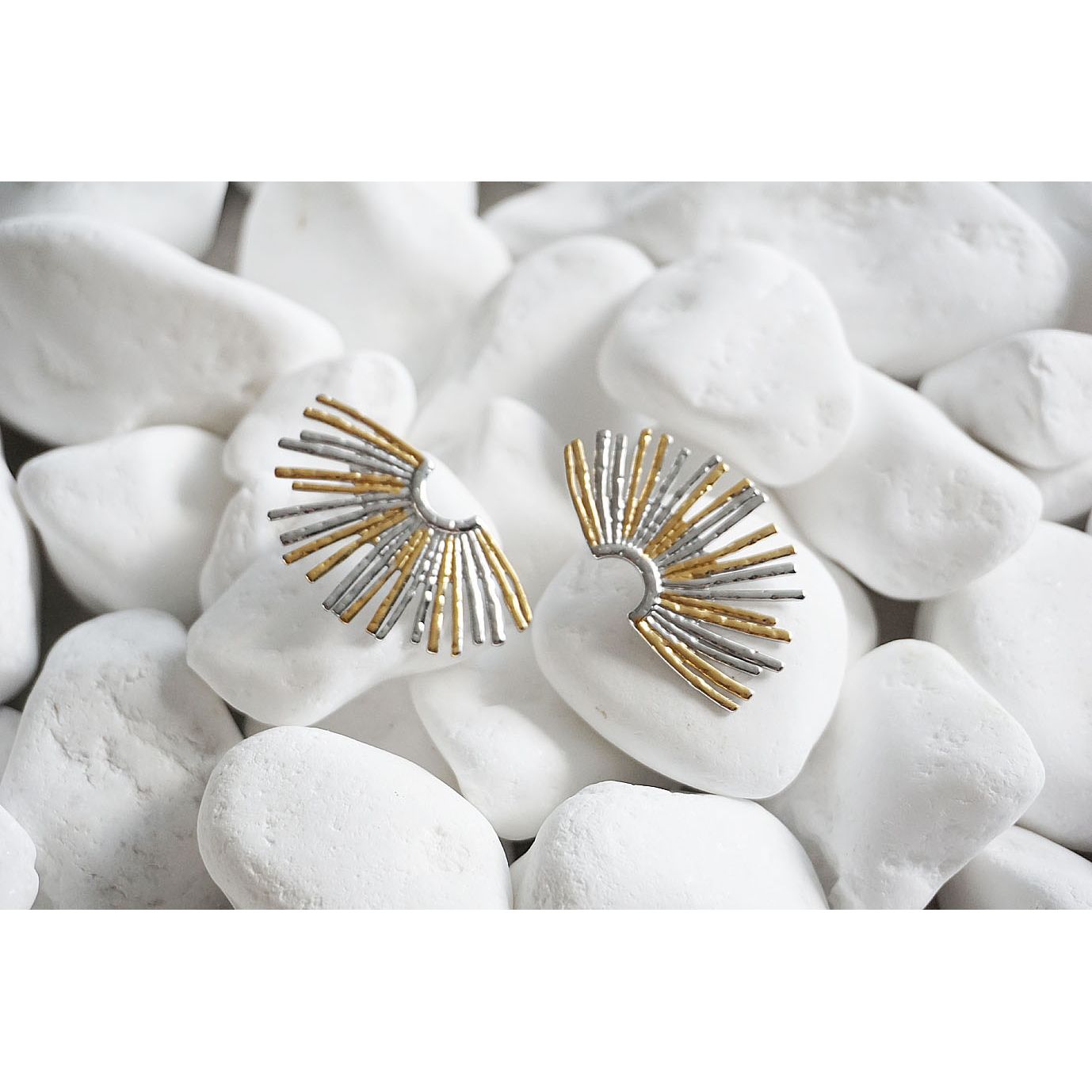 Miss Fan Silver & Gold