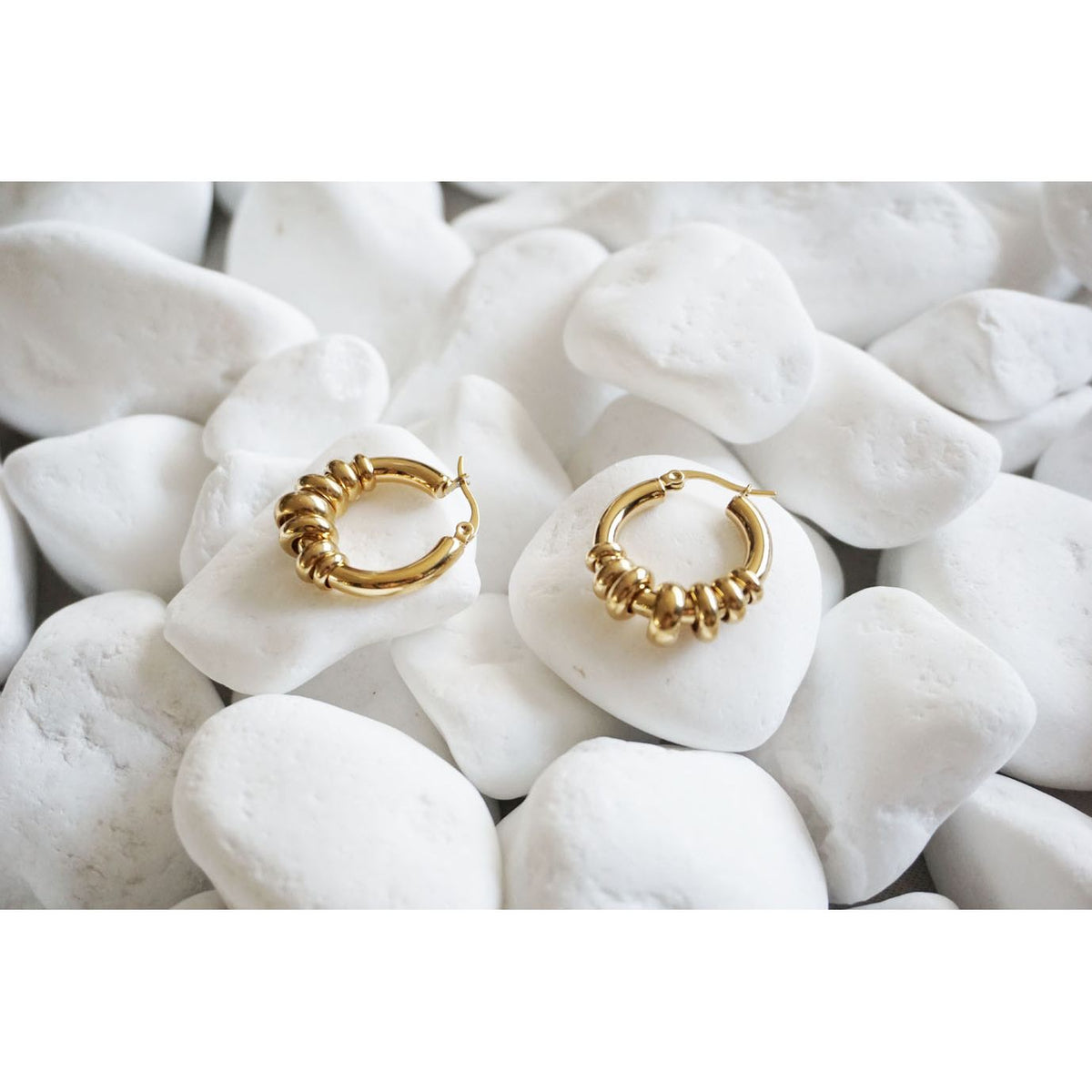 Miss Halo Hoop Earrings Gold