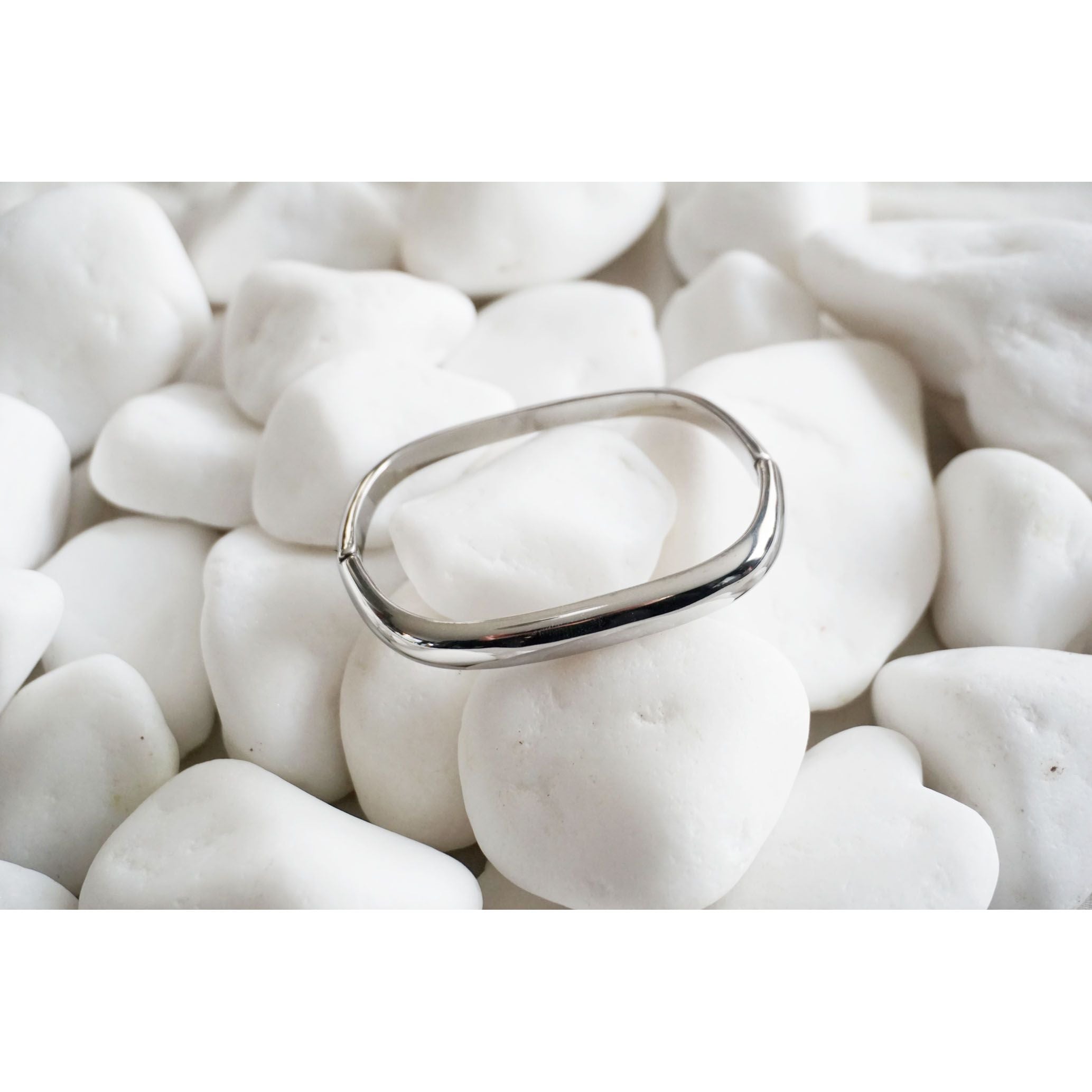 Miss Square Bangle Silver