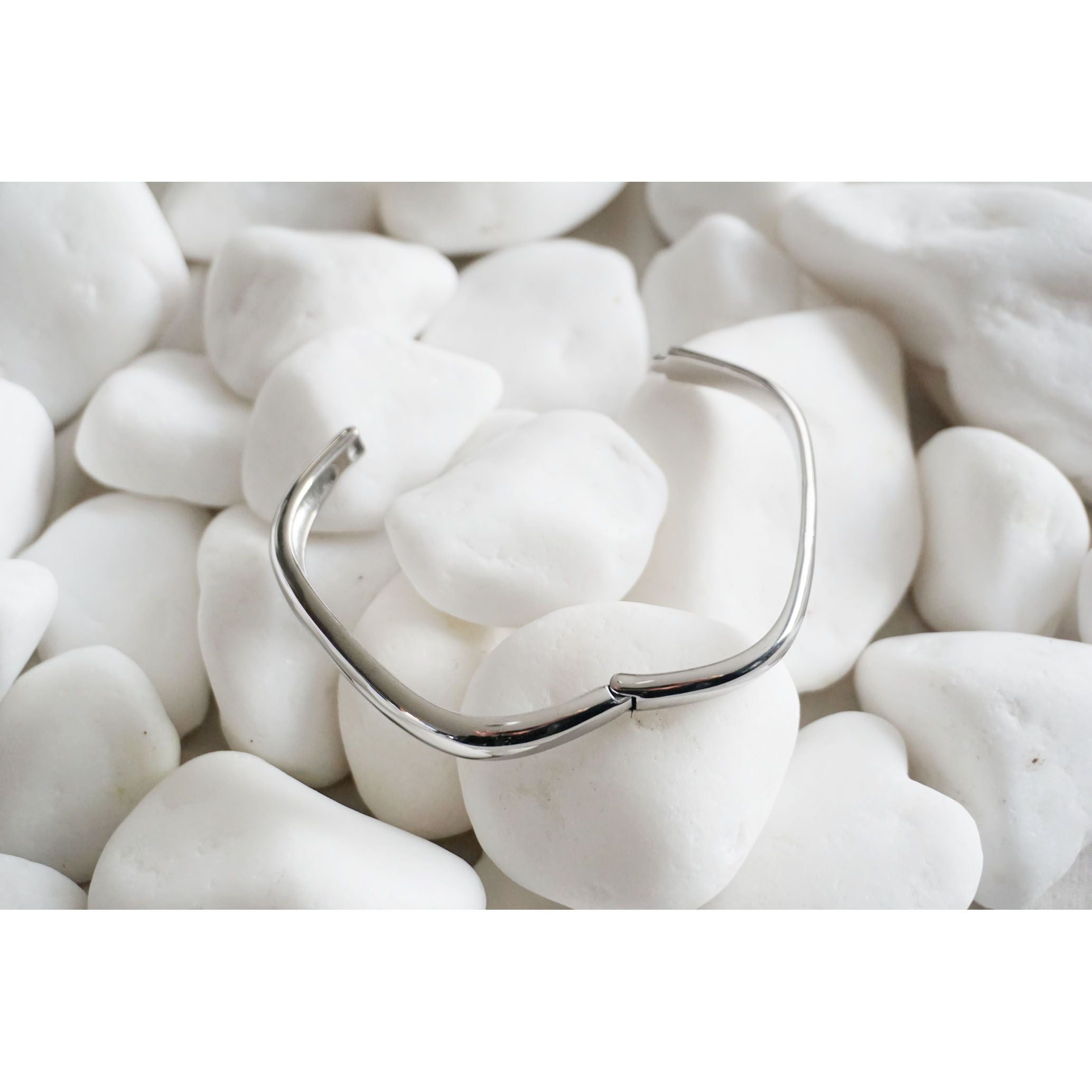 Miss Square Bangle Silver