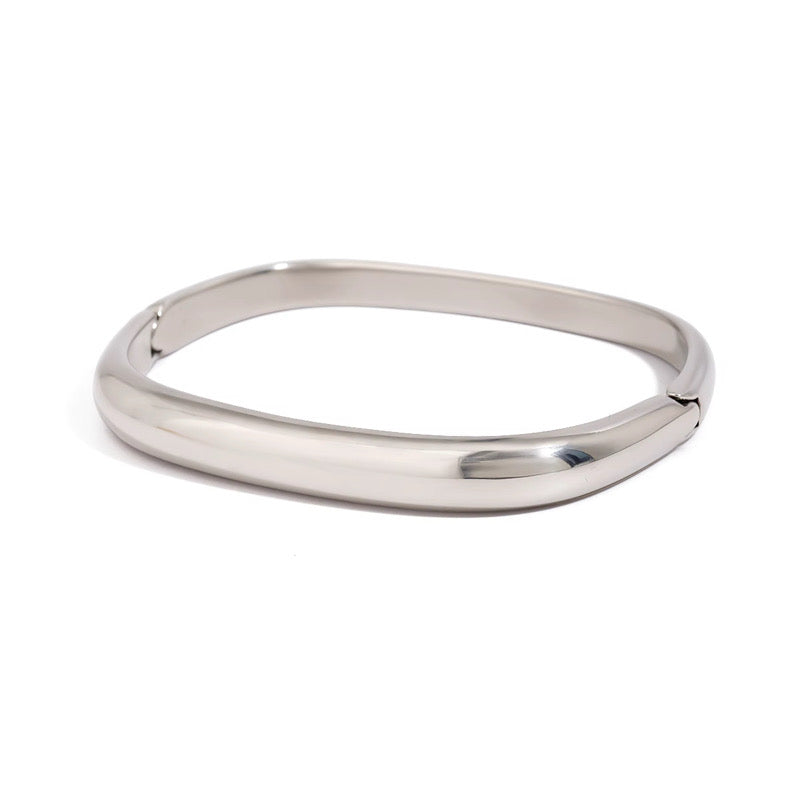 Miss Square Bangle Silver