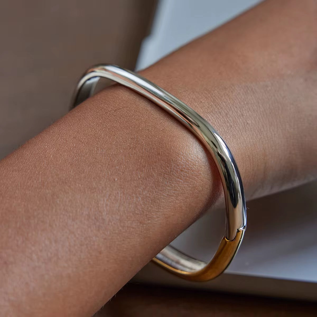 Miss Square Bangle Silver