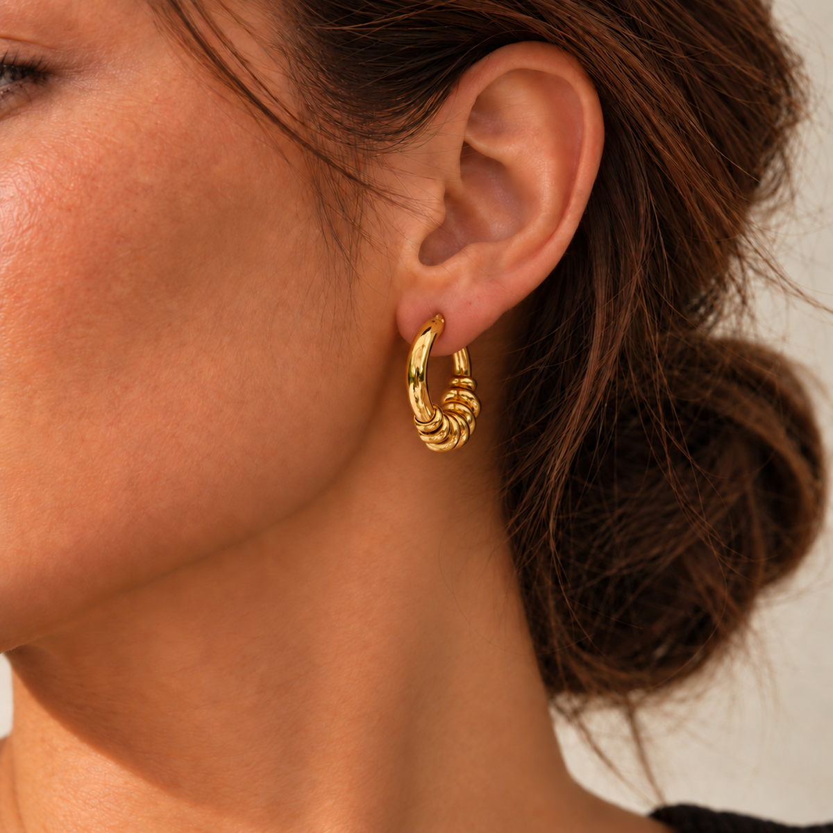 Miss Halo Hoop Earrings Gold